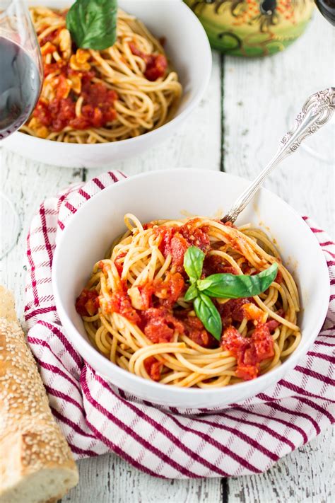 Marinara spaghetti. Things To Know About Marinara spaghetti. 